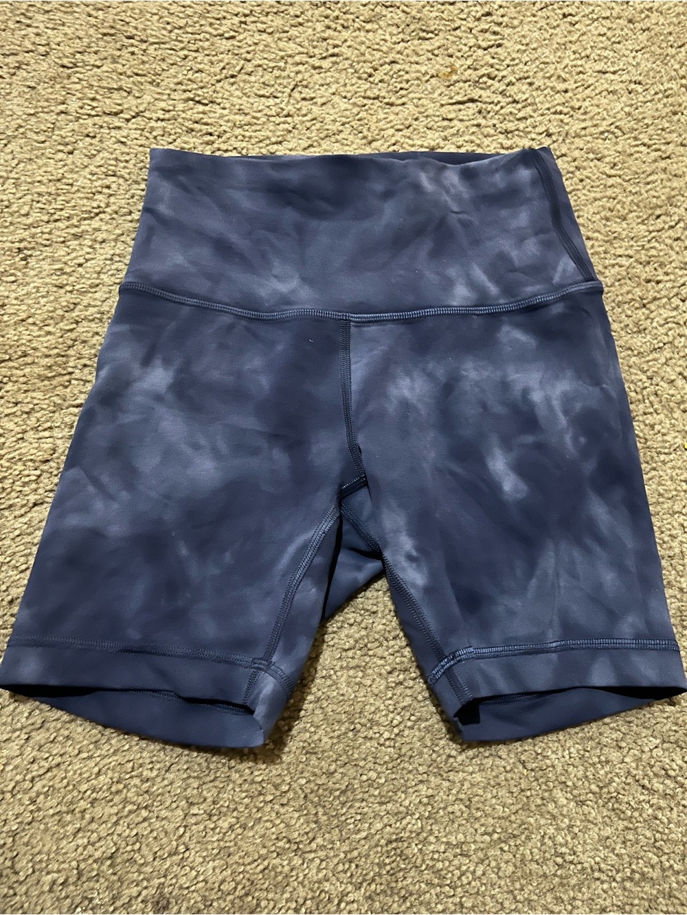 Lululemon size 2 High-Waist Tie-Dye Navy Women’s Bike Shorts